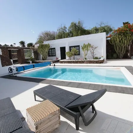 Villa Sur Le Golf Villa *